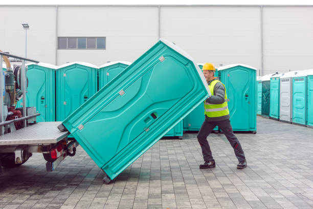 Porta potty delivery and setup in Ohatchee, AL